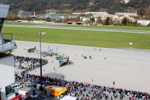 Flughafenfest bescherte 30.000 Besuchern perfekten Herbsttag