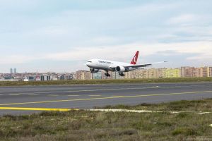 777 Freighter trifft bei Turkish Cargo ein