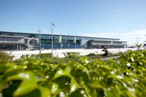 WLAN wird kostenlos am Flughafen DTM