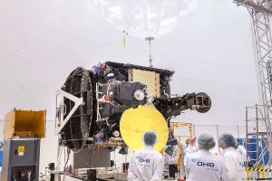 Hispasat 36W-1 kommuniziert 1a seit einem Jahr