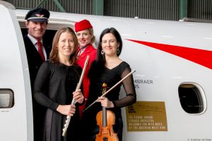 Strauss-Orchester Namenspatron für AUA Embraer OE-LWO