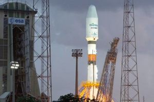 Soyuz bringt erste OneWeb-Satelliten ins All