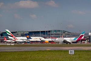 Hamburg hält Zahl der Flugpassagiere stabil