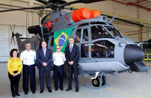 Ganz aus Brasilien: Erste EC725 ans Militär übergeben