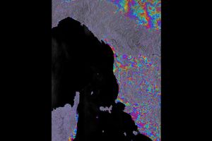 Radar-Interferometrie von Sentinel-1 zeigt Topographie der Erde in Farbe