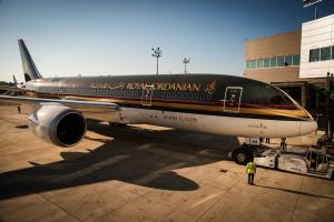 Boeing übergibt ersten 787-9 Dramliner an die Royal Jordanian Airline