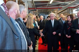 König Carl XVI und Königin Silvia von Schweden besuchen Airbus in Toulouse