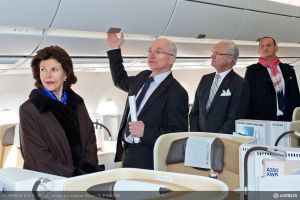 König Carl XVI und Königin Silvia von Schweden besuchen Airbus in Toulouse