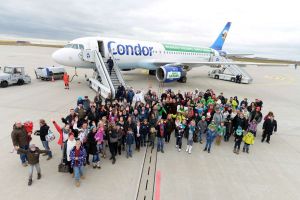 "So geht sächsisch."-Flieger Raffael von Condor hebt ab