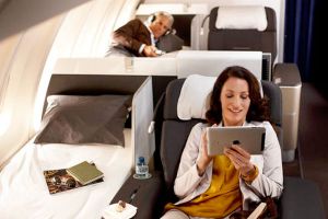 Lufthansa-Airbus A340-600 startet mit neuer First-Class-Kabine