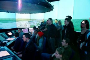 Fluglotse-Informationstag bei Austro Control gut besucht