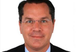 Dr. Julio Rodriguez von Vueling wird neuer airberlin-CCO