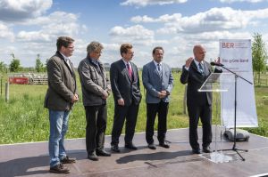 Flughafen BER schafft Platz fürs Liebenthaler Pferd