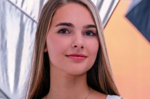"Frankfurt Airport-Model 2015" heißt Kimberly Kretschmer