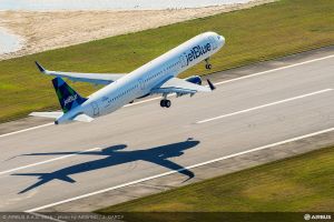 Airbus A321 aus Amerika hebt zum Jungfernflug ab
