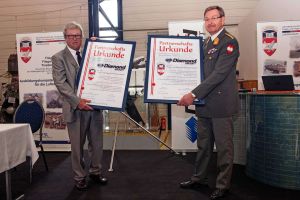 Fliegertruppenschule und Diamond Aircraft offiziell Partner