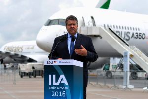 ILA Berlin von Wirtschaftsminister Sigmar Gabriel eröffnet